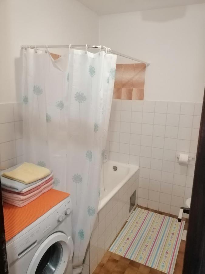 Apartment Pula Buitenkant foto